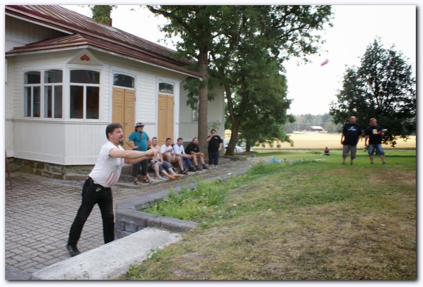 802x537 pixels (86K)